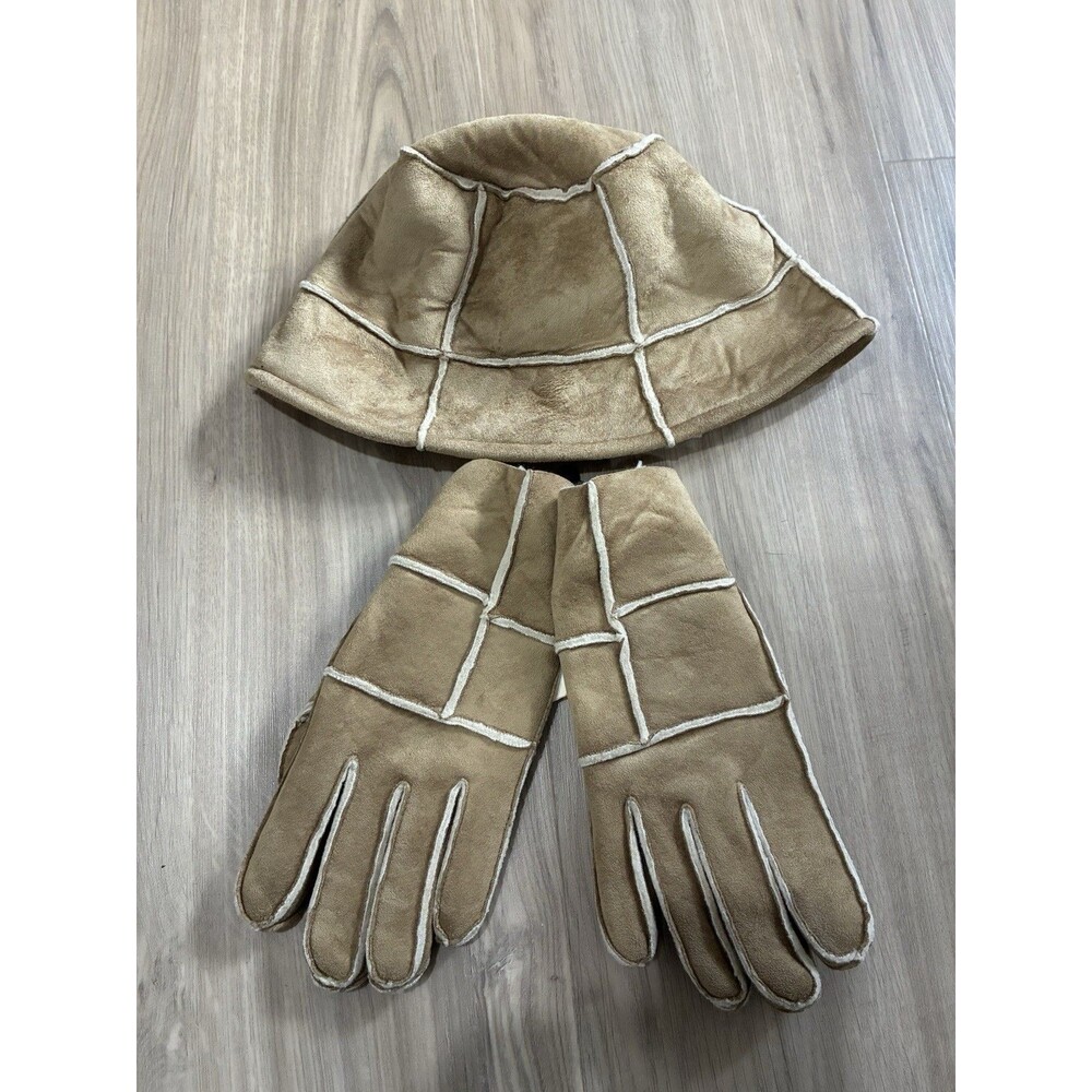 NWT Preston & York Faux Sherpa Shearling Bucket Hat & Glove Set Women’s Size L
